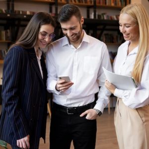 C-Suite Retainer Negotiation Lab